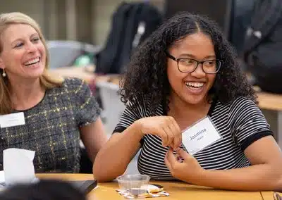 CEO Lorii Rabinowitz with student at DSF Future Center