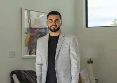 The Importance of College in Starting His Own Business as a Real Estate Agent