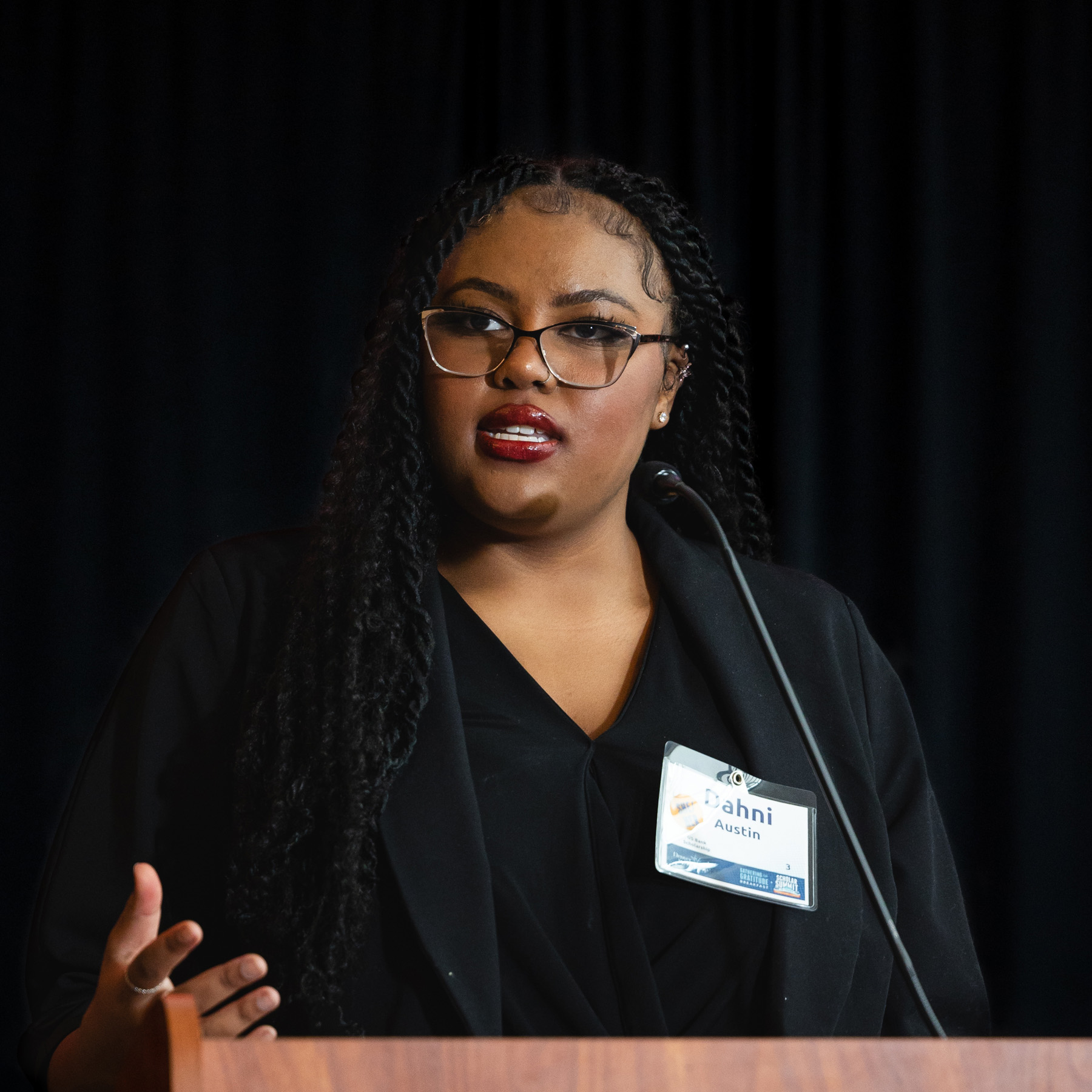 Dahni Austin at podium