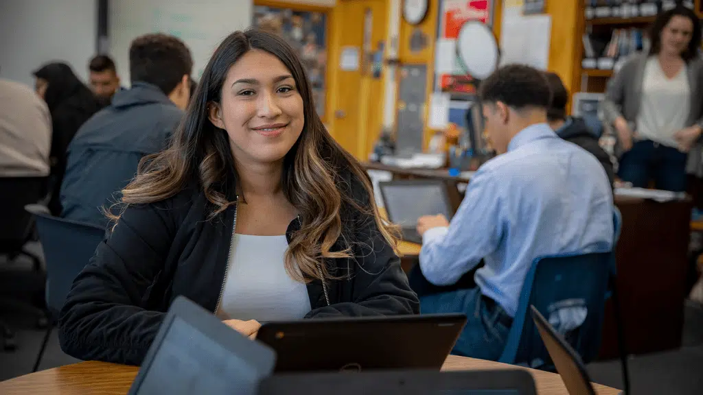 student in DSF future center applying for financial aid